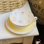 كوب انجليزي - أصفر