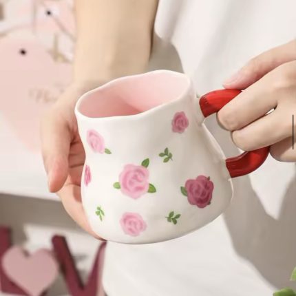 كوب ورود احمر