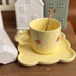 ⁦كوب مع صحن- اصفر⁩ - الصورة ⁦3⁩