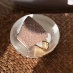 كوب بطابع اسلامي بني