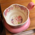 كوب الربيع الوردي